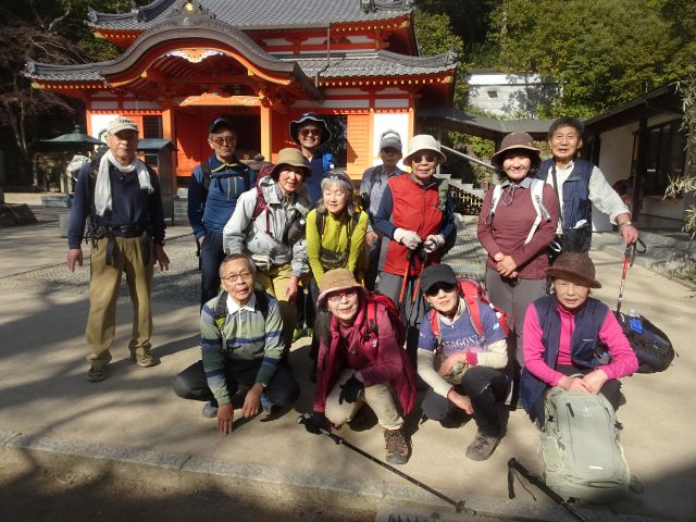 ���̎ʐ^���N���b�N����Ɗg�債�܂�