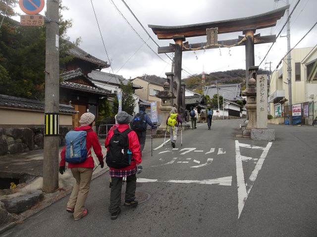 ���̎ʐ^���N���b�N����Ɗg�債�܂�